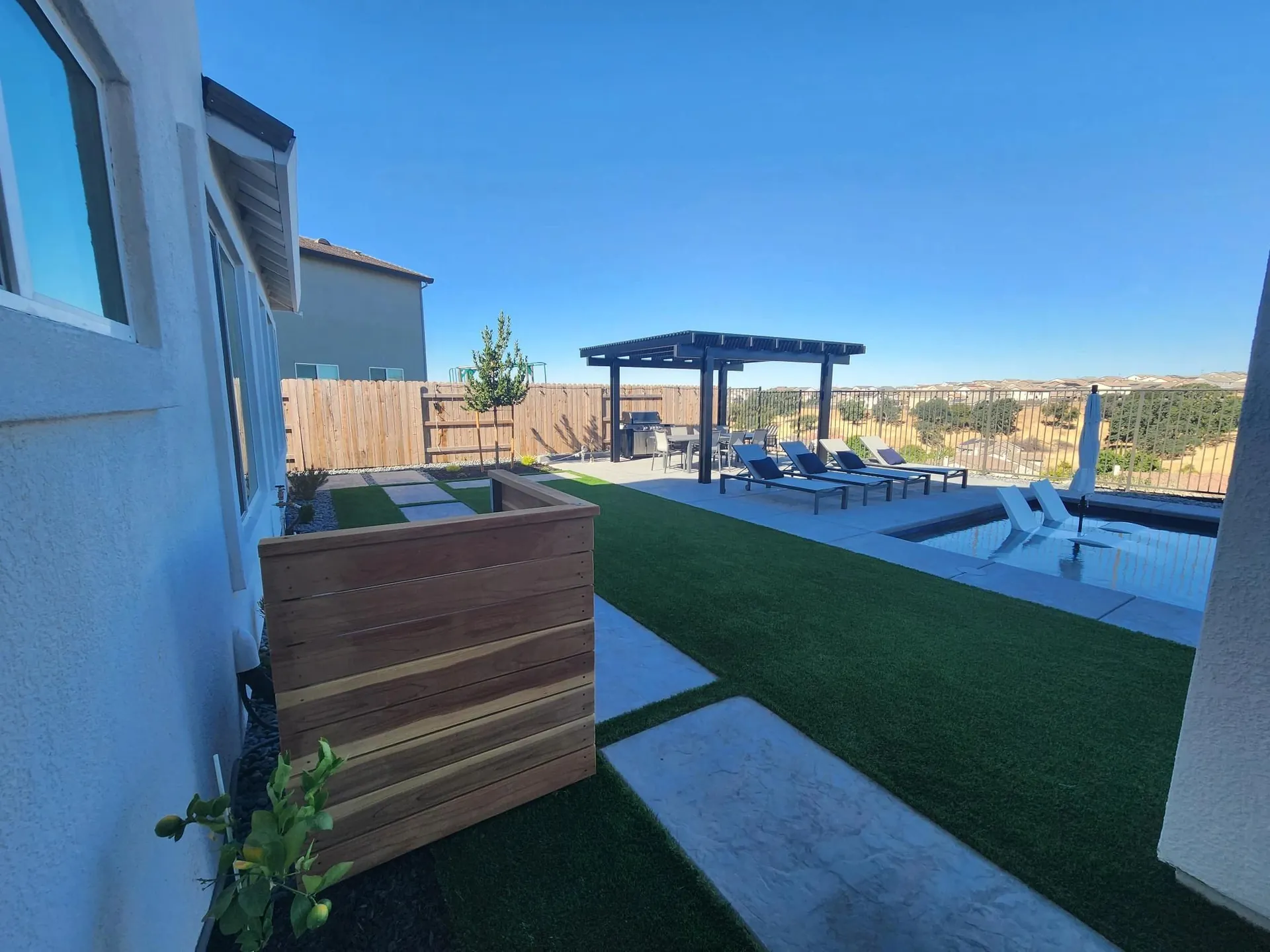 Reliable Landscaping outdoor project detail